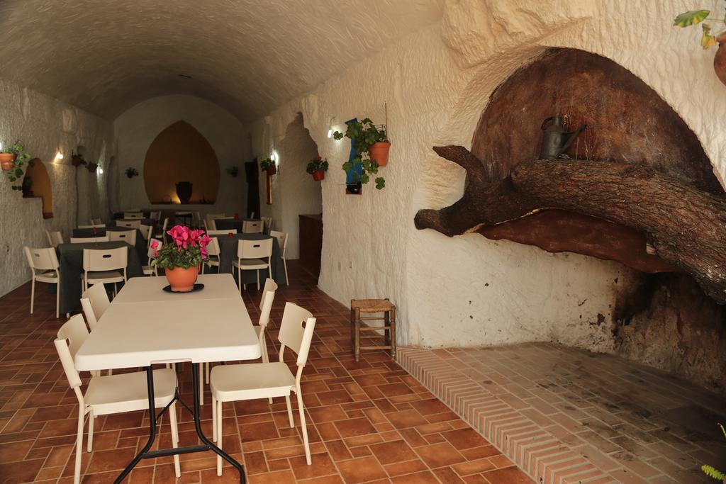 Cuevas La Chumbera Guest House Benalúa de Guadix Eksteriør bilde