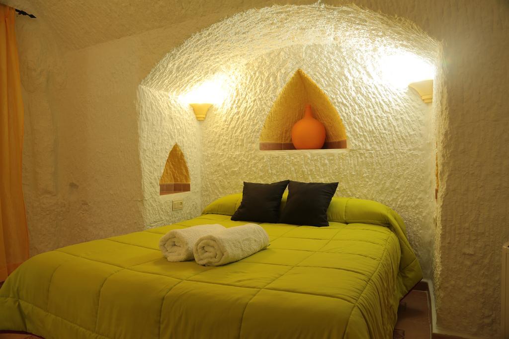 Cuevas La Chumbera Guest House Benalúa de Guadix Eksteriør bilde