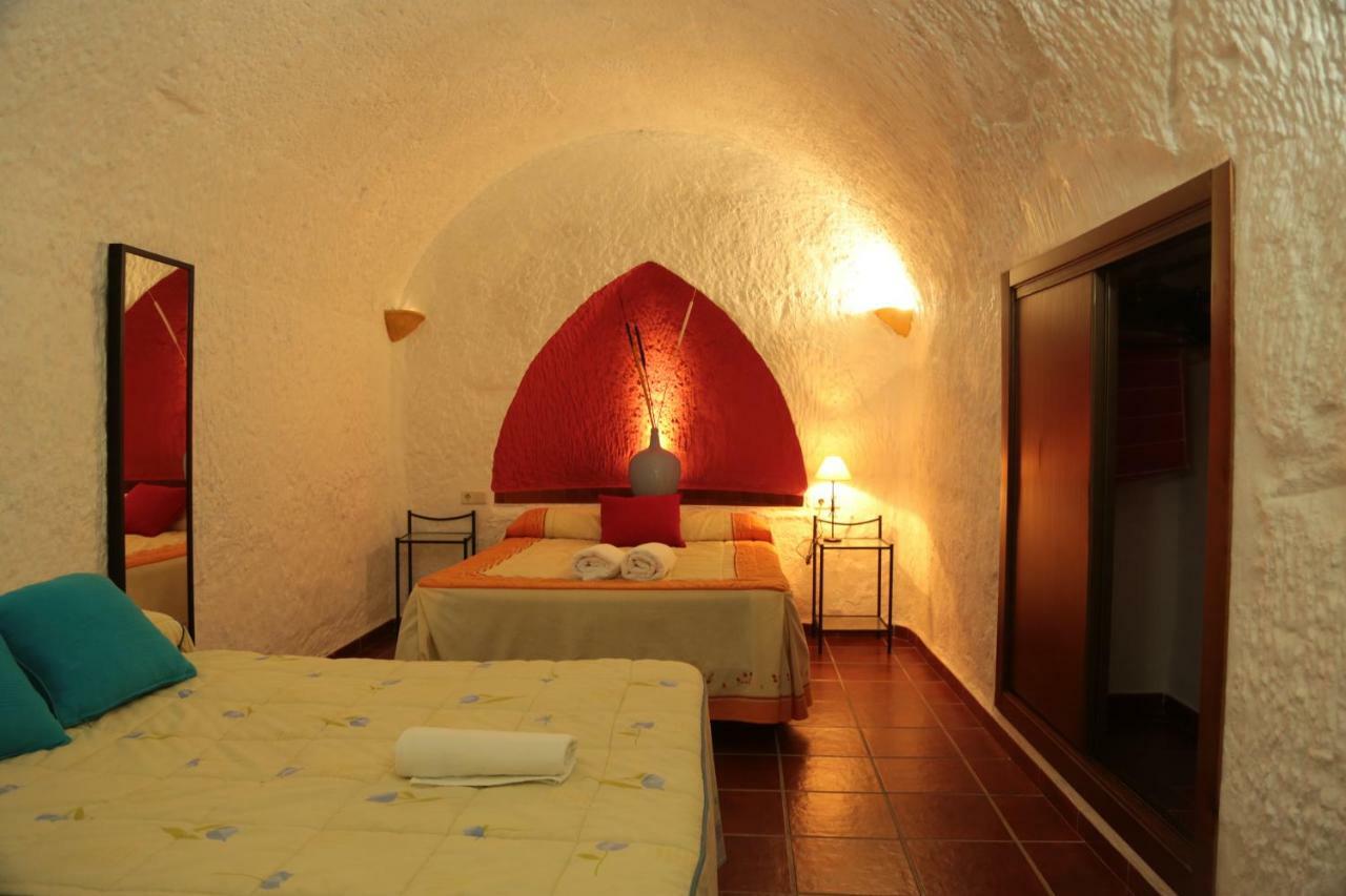 Cuevas La Chumbera Guest House Benalúa de Guadix Eksteriør bilde