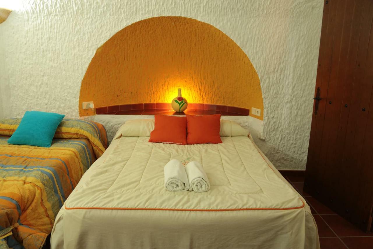 Cuevas La Chumbera Guest House Benalúa de Guadix Eksteriør bilde